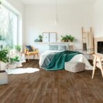 Parquet Stratifié Noyer Gunray -MV8115 - AC5/32 - Charme Authentique et Résistance