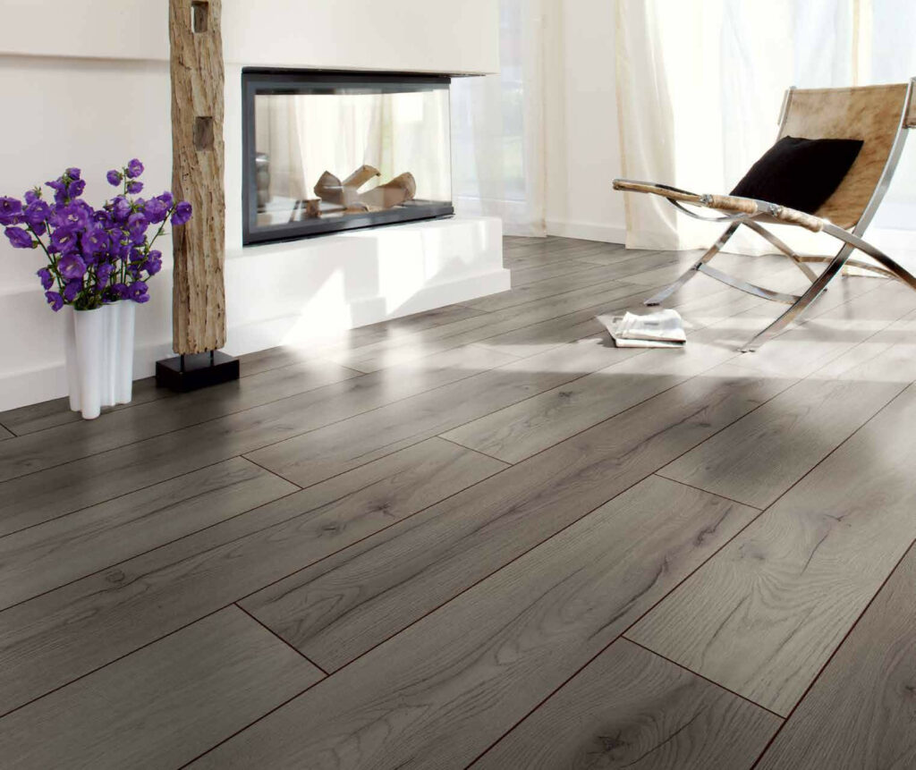 Le parquet stratifié Chêne Riss D4175