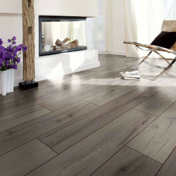 Le parquet stratifié Chêne Riss D4175